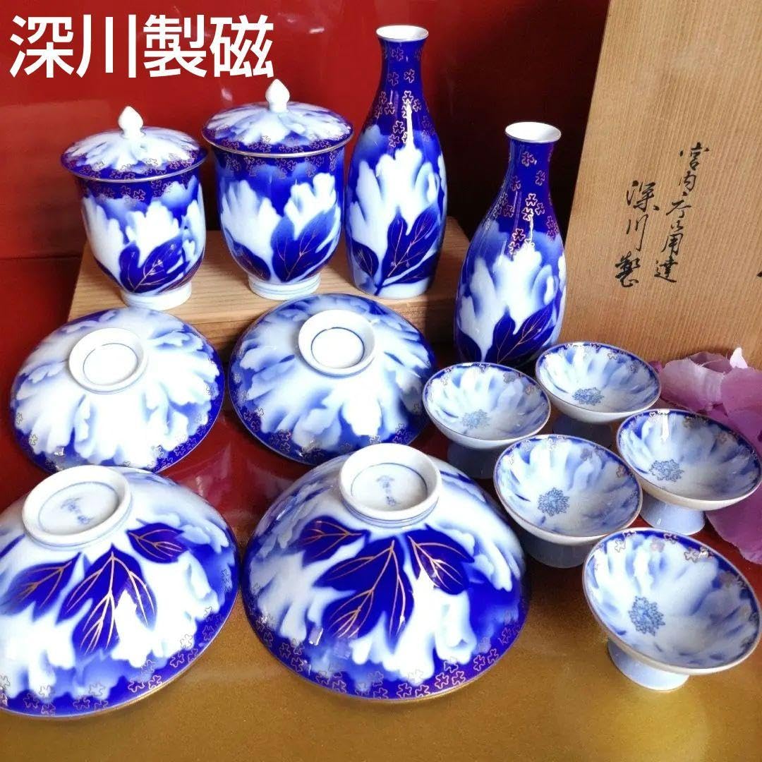 深川製磁　牡丹金ミル酒器揃木箱入　睦碗ご飯茶碗　夫婦茶碗組湯呑み　定価10万以上 Amazon.co.jp: 深川製磁 牡丹金ミル酒器揃木箱入 睦碗ご飯茶碗